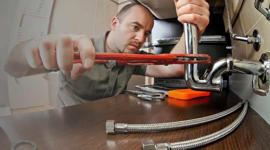 Expert burst pipe repair services in Ponderay, ID